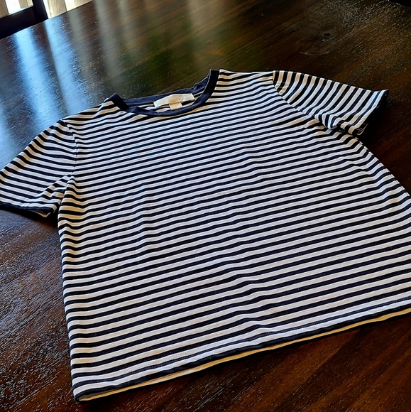 Michael Kors tshirt XS - Picture 8 of 16